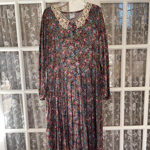 Vintage Laura Ashley Size UK18/US14 Long Sleeve Dress